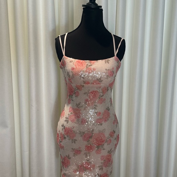 Windsor Dresses & Skirts - Windsor Elegant Pink Dress